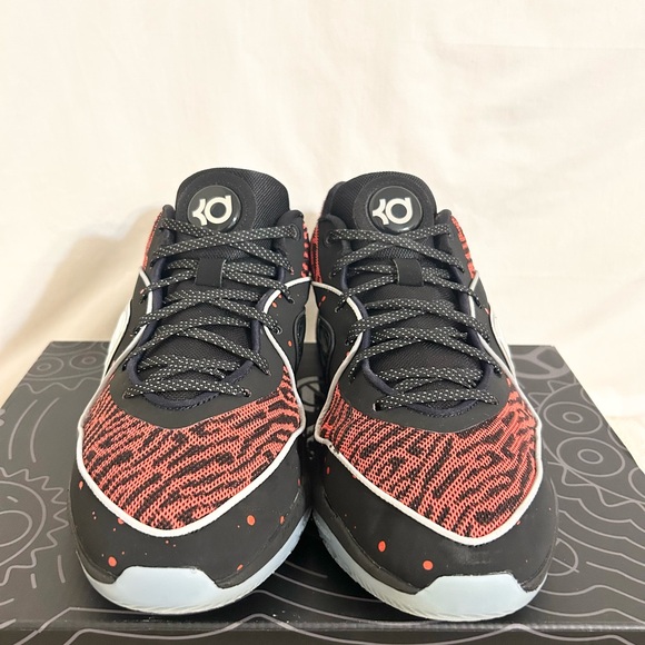 Nike KD 16 Slim Reaper Black/Red size 9.5 WITH OG BOX MEN’S BASKETBALL SHOES - Picture 8 of 9